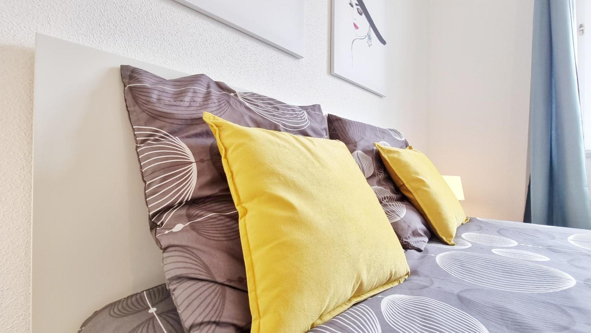 Le Triplex - 5 Chambres - 10 Pers- Fibre - Relax Bnb Мюлуз Екстериор снимка