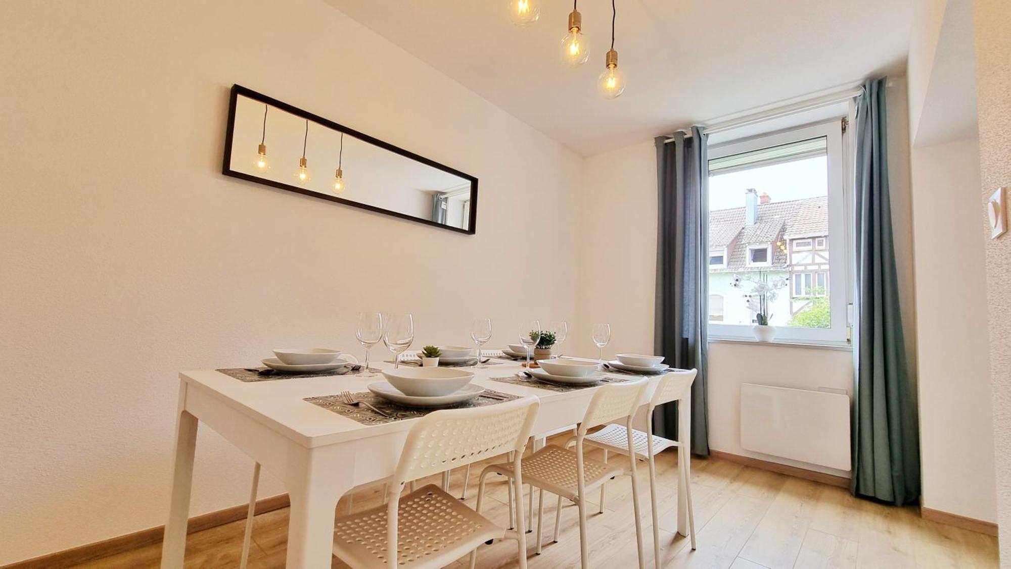 Le Triplex - 5 Chambres - 10 Pers- Fibre - Relax Bnb Мюлуз Екстериор снимка